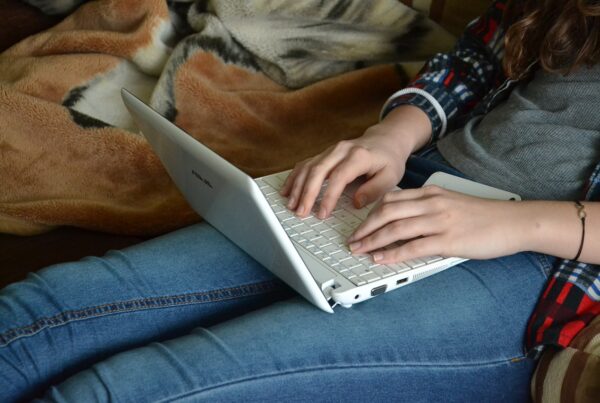 how to sell digital downloads on etsy